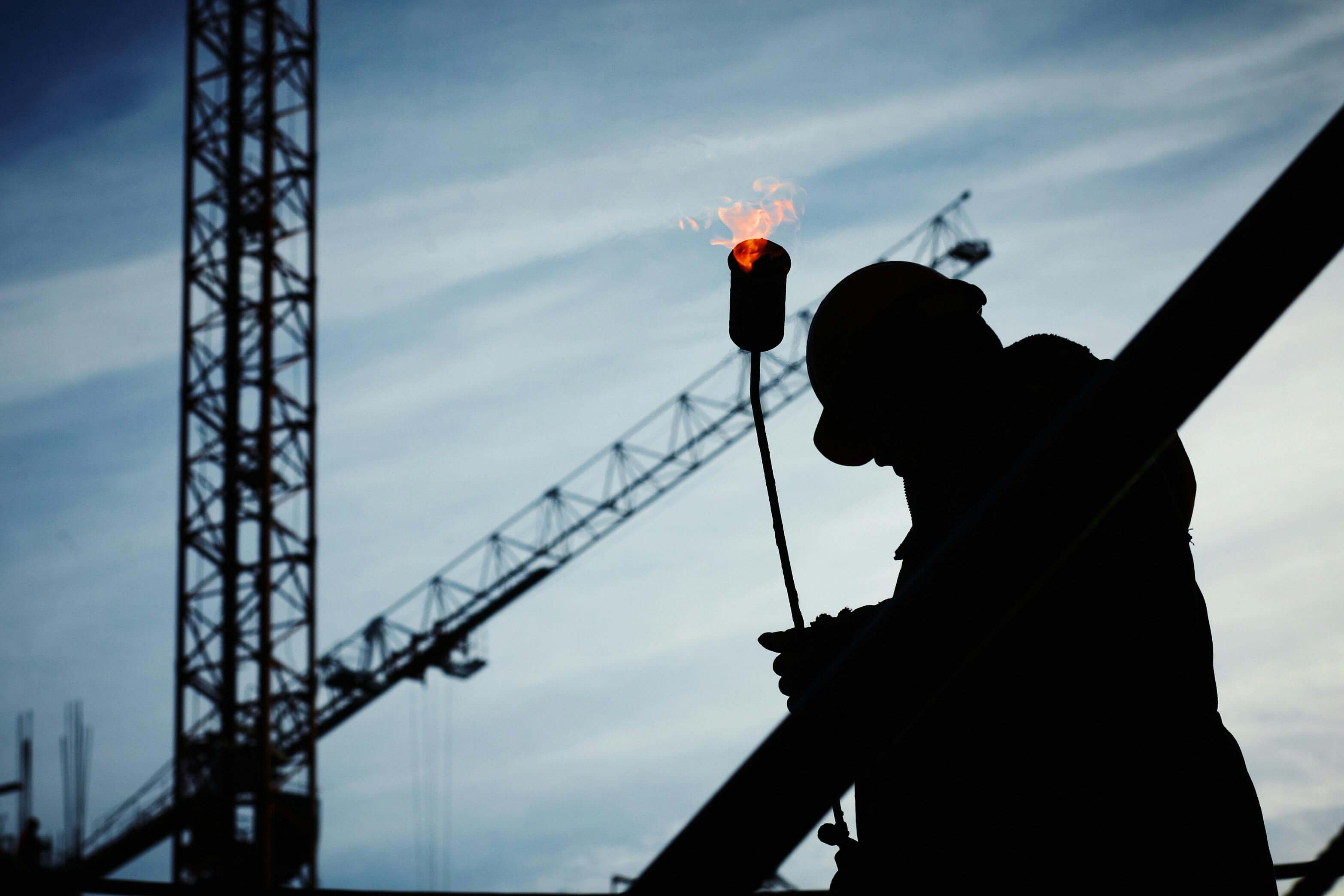 Why Heated Clothing is a Game-Changer for Outdoor Construction Workers in Winter